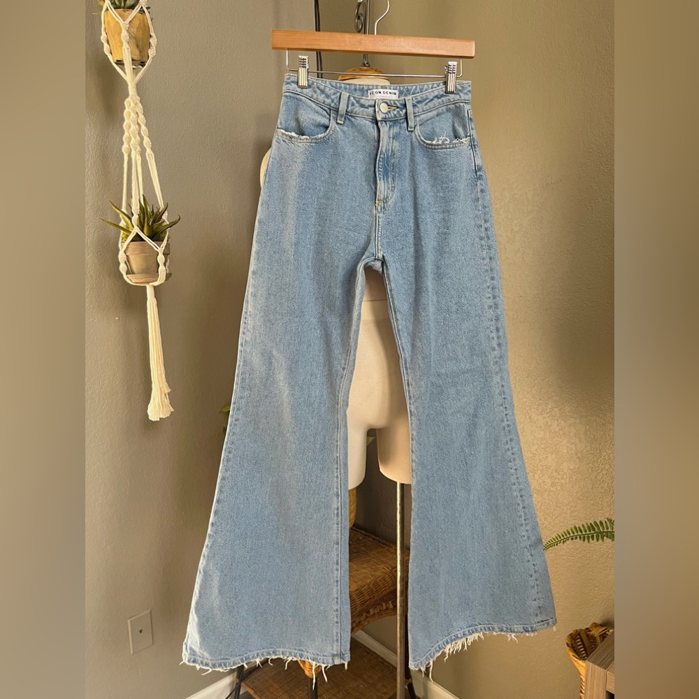 Light Blue Flared Women Jeans - Picture 4 of 11